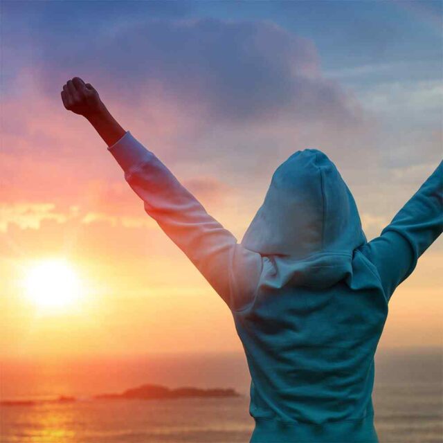 https://www.impetusmindset.com/wp-content/uploads/2018/01/img-rising-hands-640x640.jpg